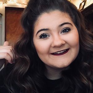 Meet your Posher, Karlie